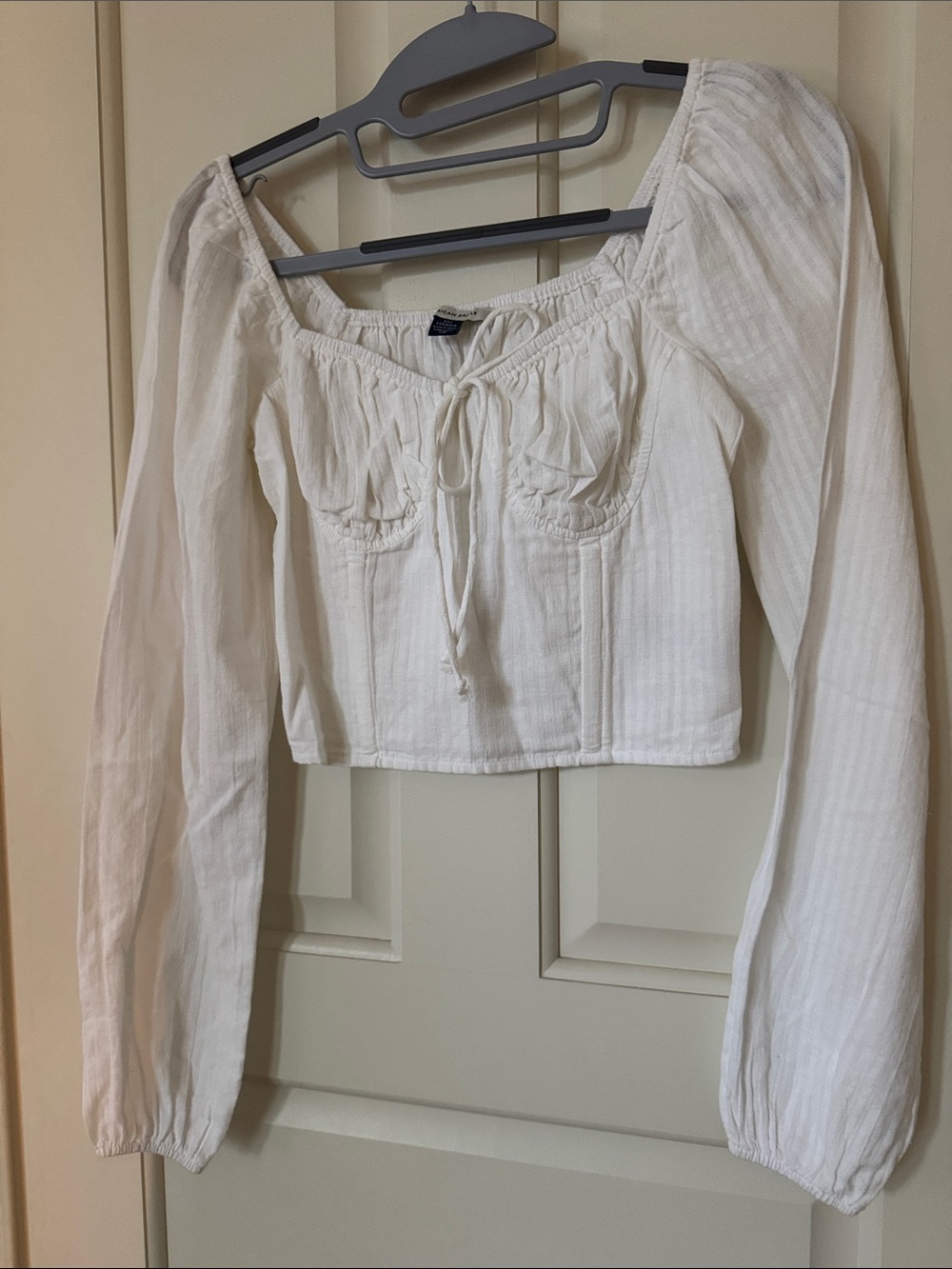 AE Women's White Peasant Crop Top with Tie Front